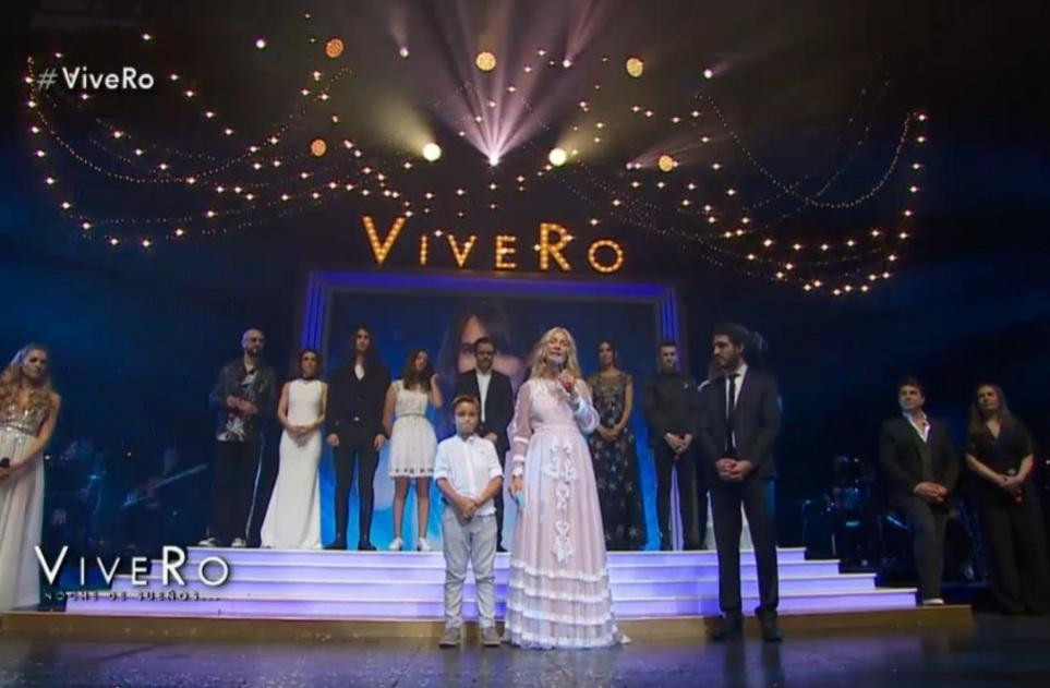 #ViveRo: Cris Moreno cerró el homenaje a Romina Yan