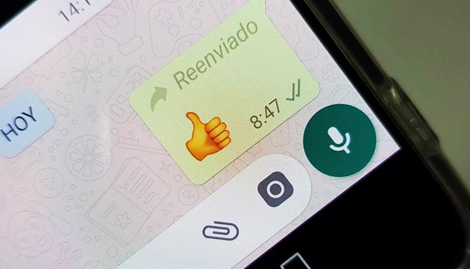 Ahora es posible quitar la palabra "reenviado"del chat de Whatsapp