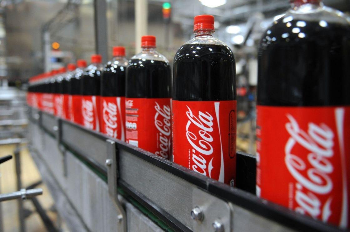 Embotelladora Coca Cola, bebidas, economía