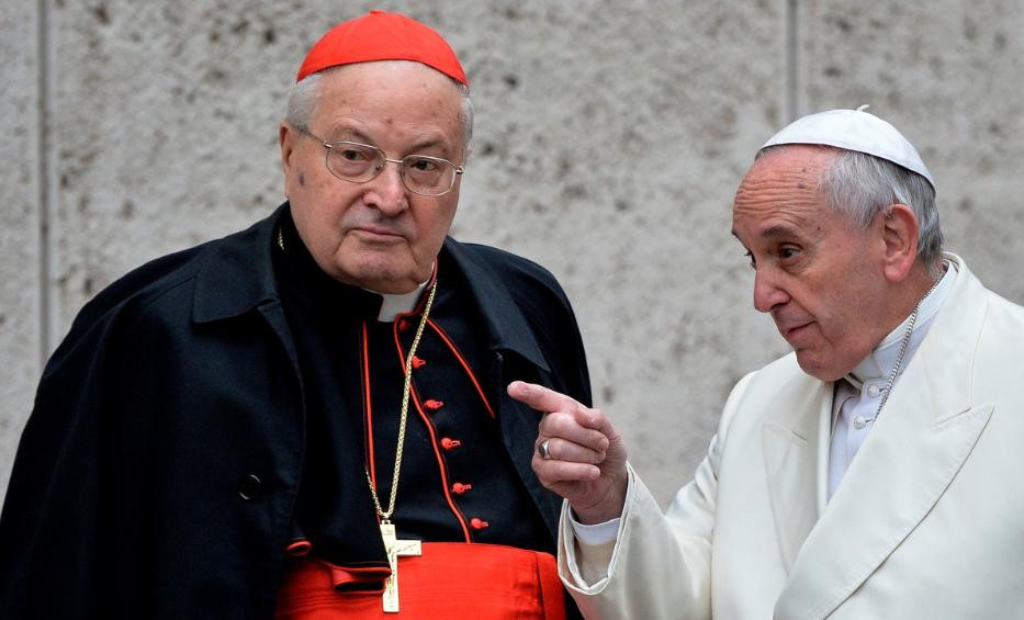Angelo Sodano y el Papa Francisco. Foto: AFP.