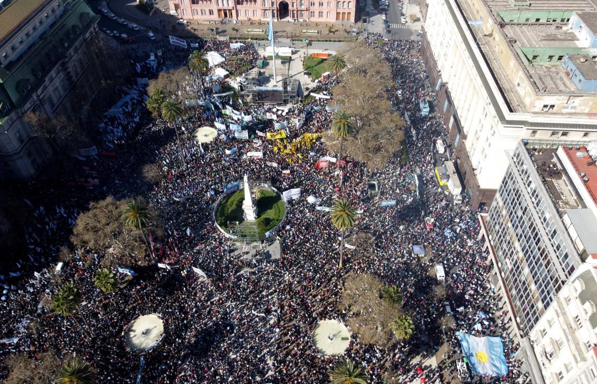 Marcha en apoyo a Cristina Kirchner. Foto: Télam