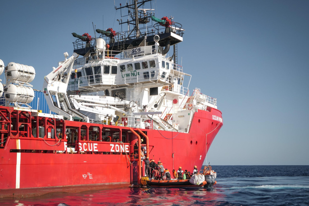 Crisis migratoria, barco en el Mediterráneo. Foto: EFE