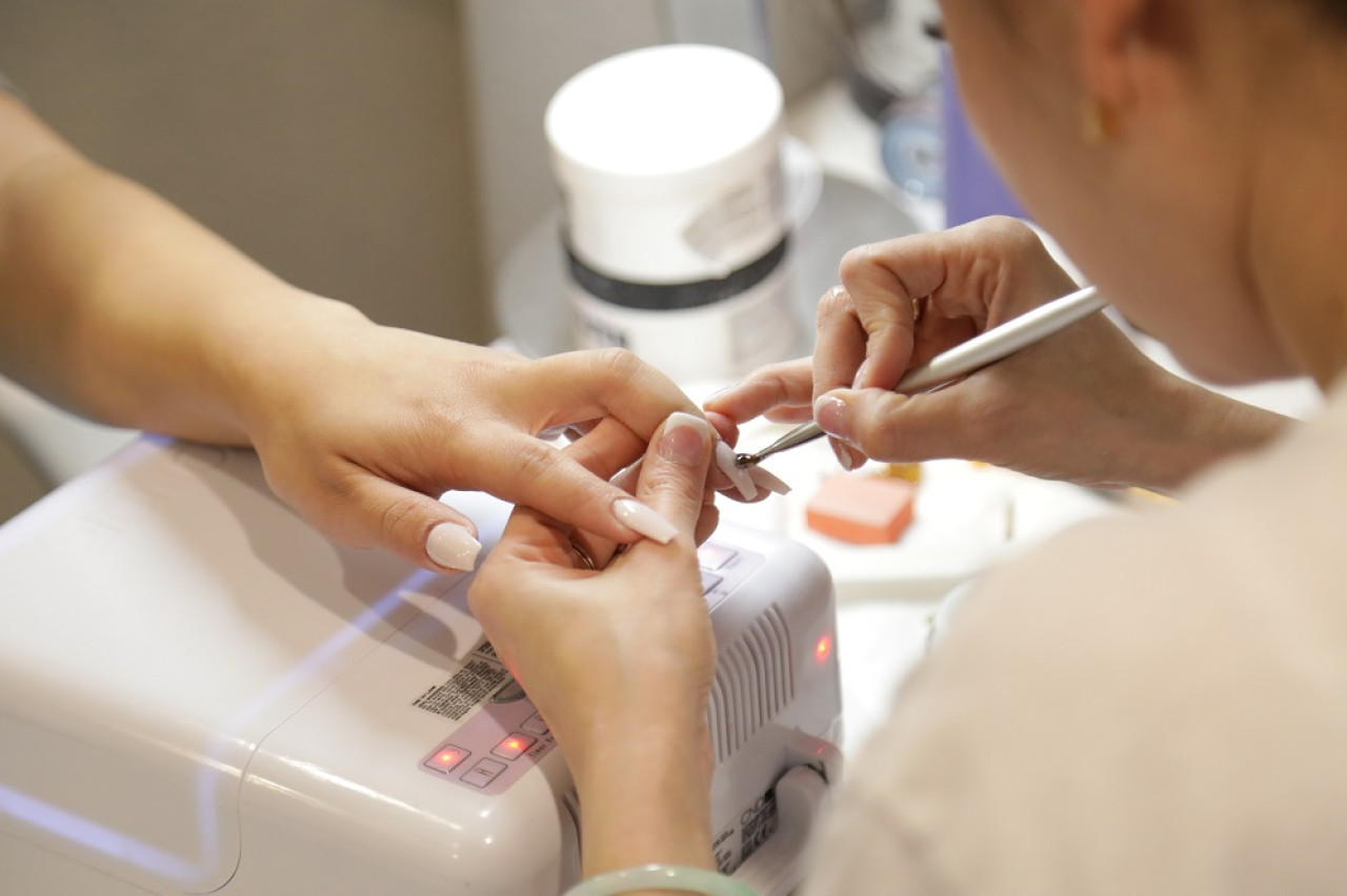 Esmalte de uñas. Foto: Unsplash.