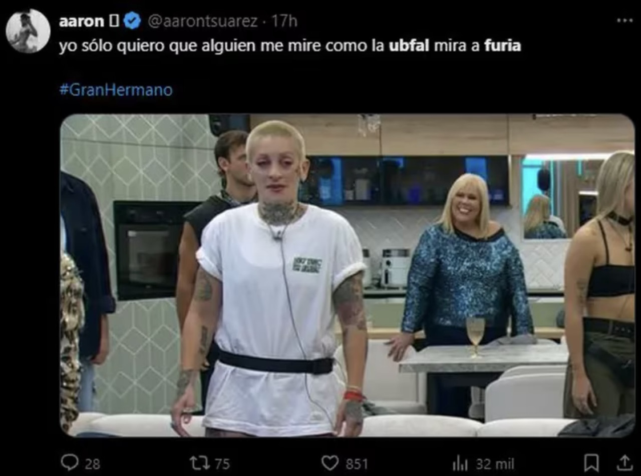 Los memes del encuentro de Furia y Laura Ubfal. Foto X.