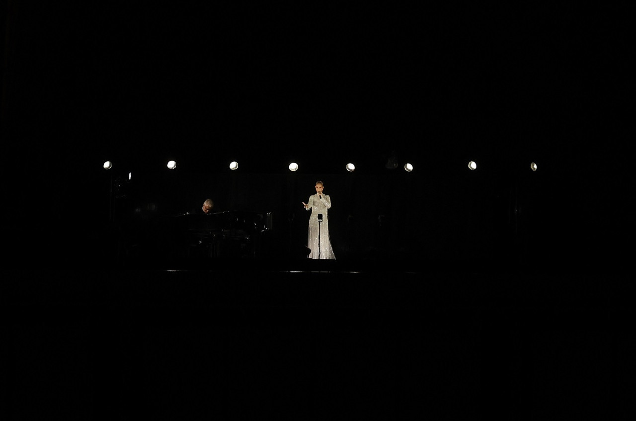 Céline Dion en la inauguración de los Juegos Olímpicos.	Foto: Reuters