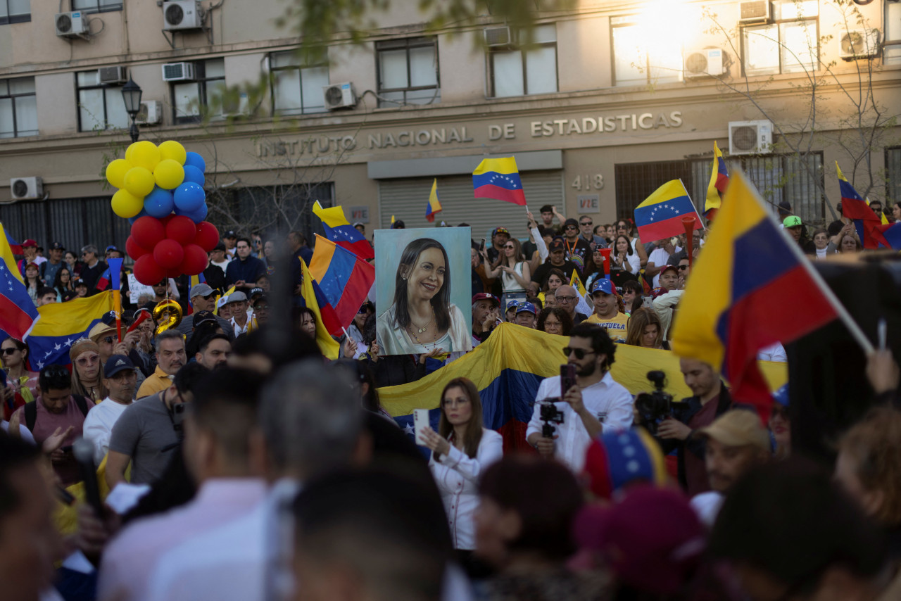 Manifestantes a favor de María Corina Machado. Foto: Reuters
