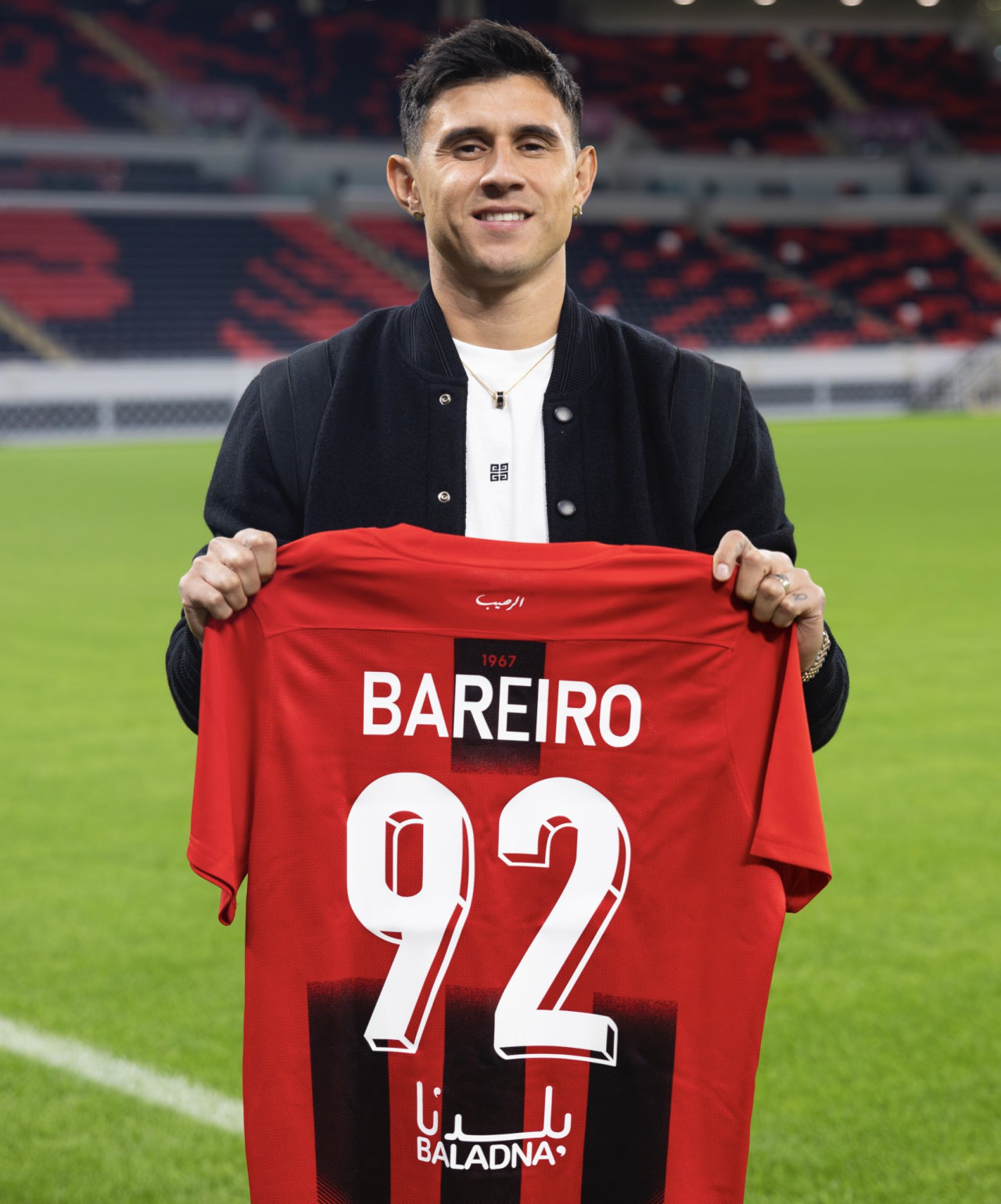 Presentación de Adam Bareiro. Foto: X @AlrayyanSC