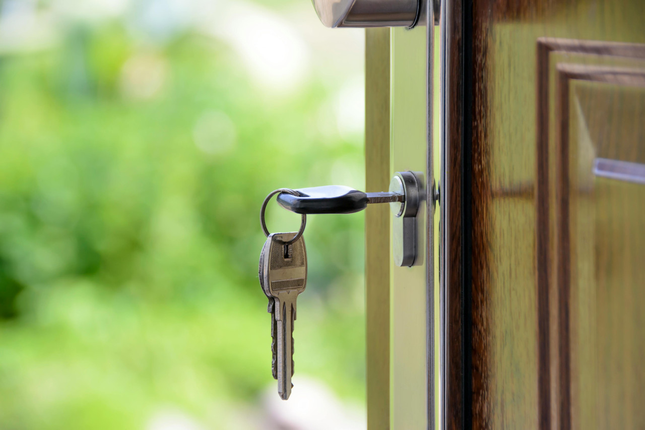 Llaves, puerta, domicilio, casa. Foto: Pexels.