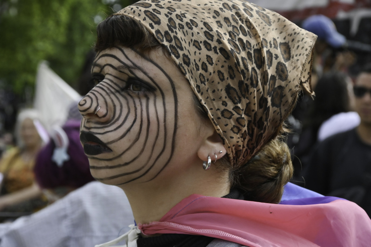 La Marcha Federal LGBTIQ+ Antifascista y Antirracista también se desarrolla en Mar del Plata. Foto: NA/José Scalzo