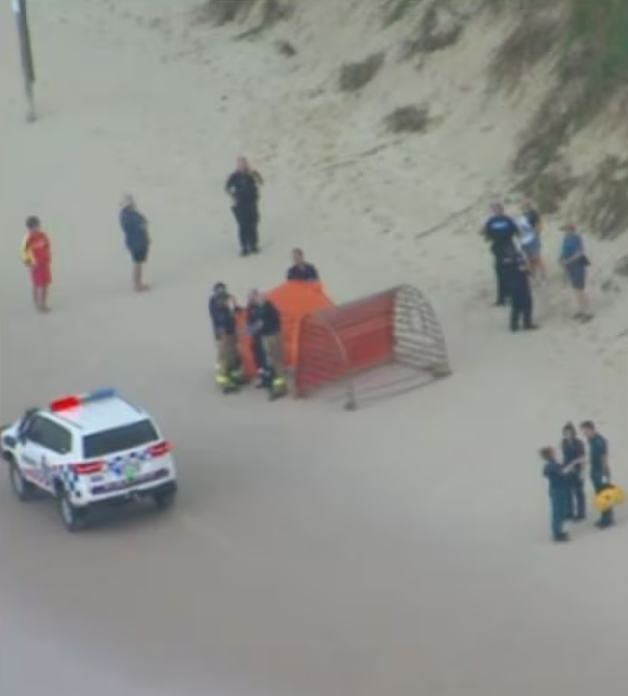 Una adolescente de 17 años murió tras ser atacada por un tiburón. Foto: The Sun.