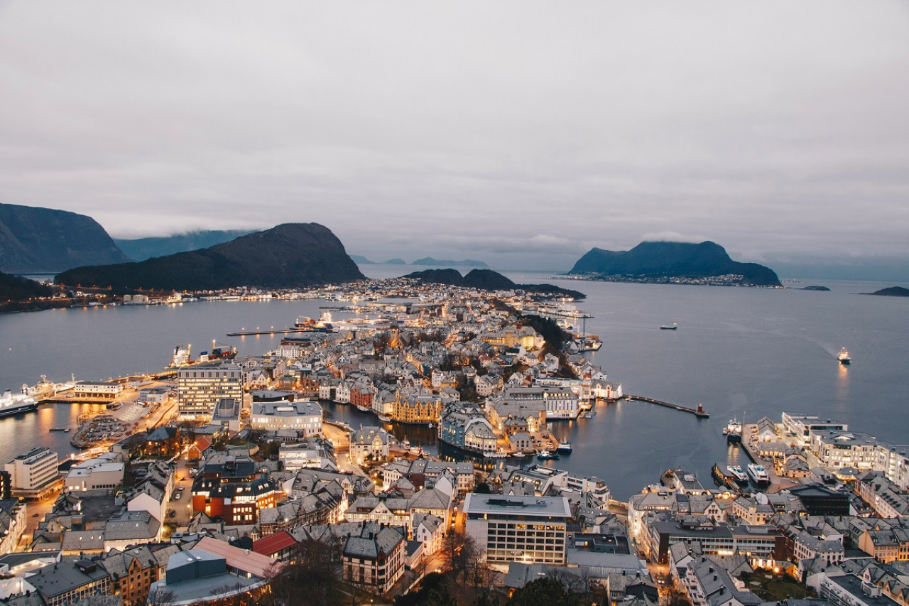 Noruega ofrece un amplío abanico de empleos para los extranjeros. Foto: Unsplash.
