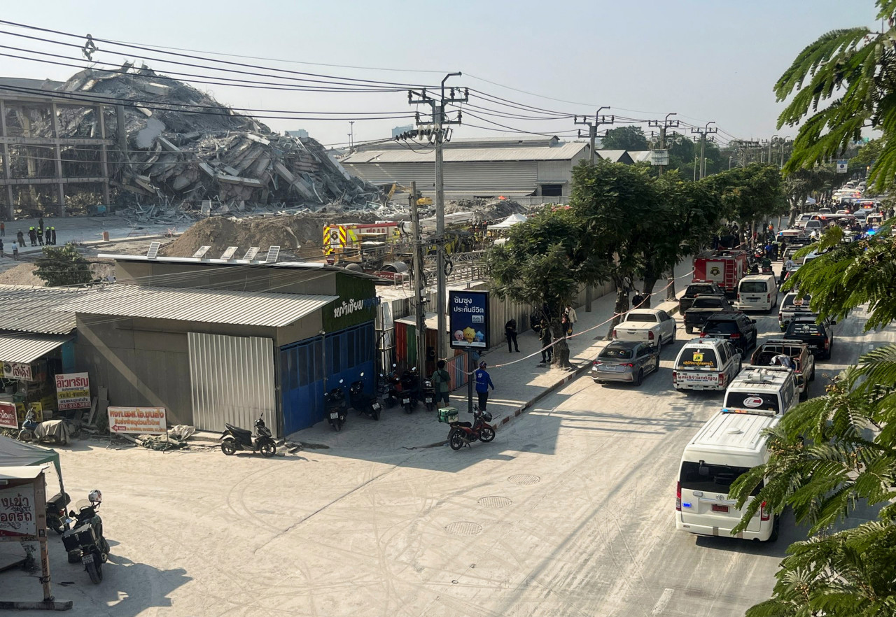Desesperación tras terremoto en Birmania y Tailandia. Foto: REUTERS/Ann Wang.