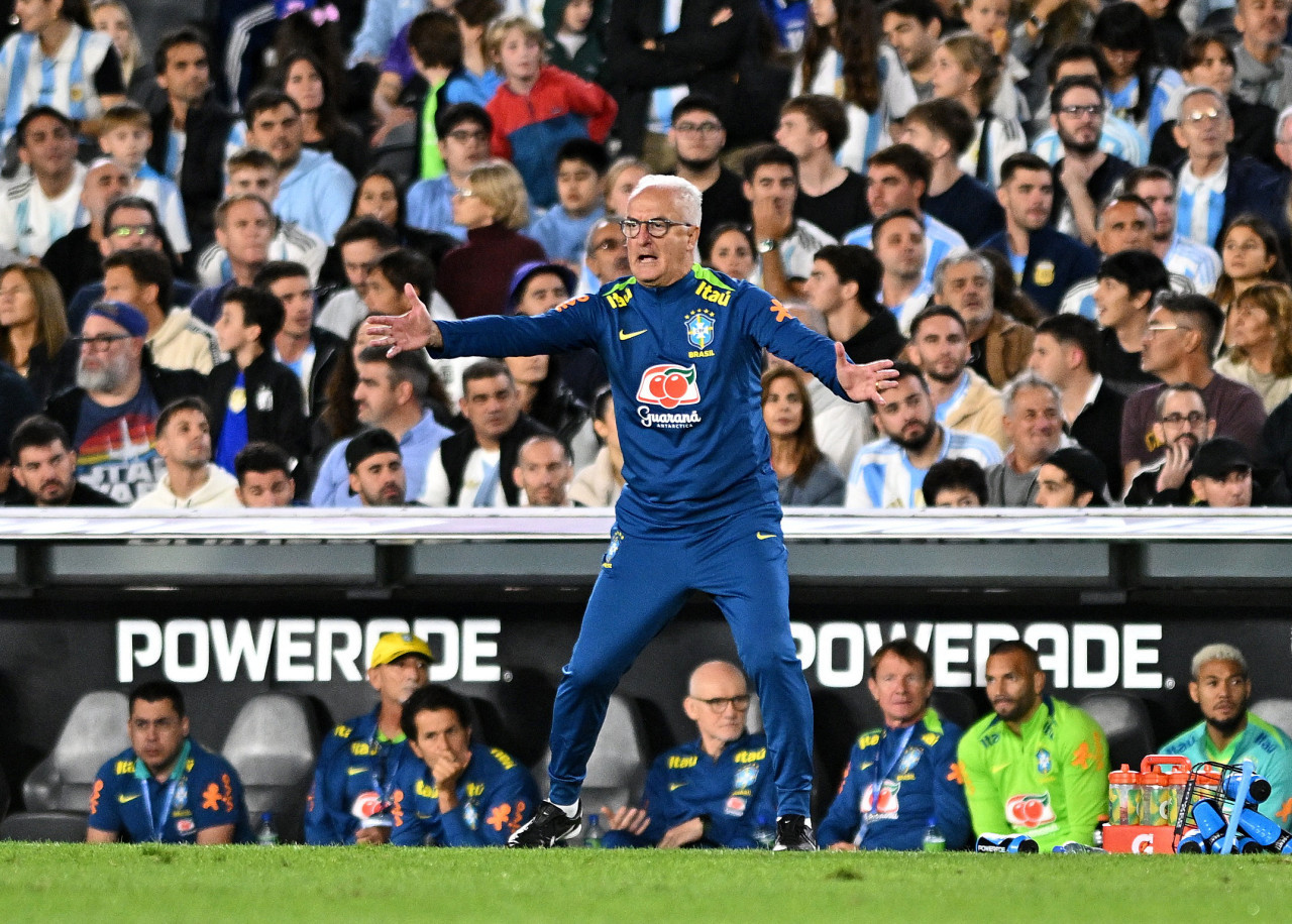 Dorival Junior dejará de ser el entrenador de Brasil. Foto: Reuters/Rodrigo Valle
