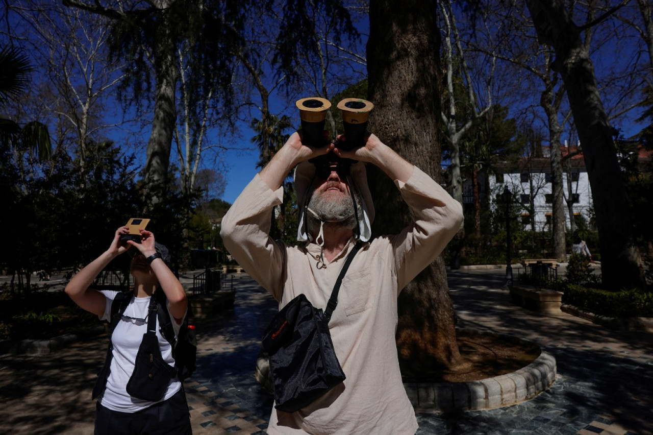 Eclipse solar del 29 de marzo de 2025. Foto: Reuters / Jon Nazca.