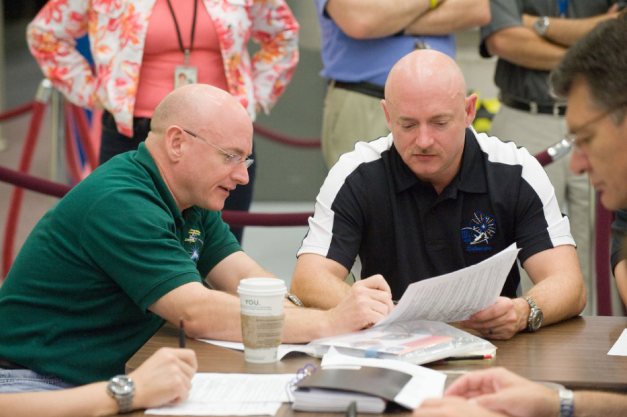 Scott y Mark Kelly. Foto: NASA.