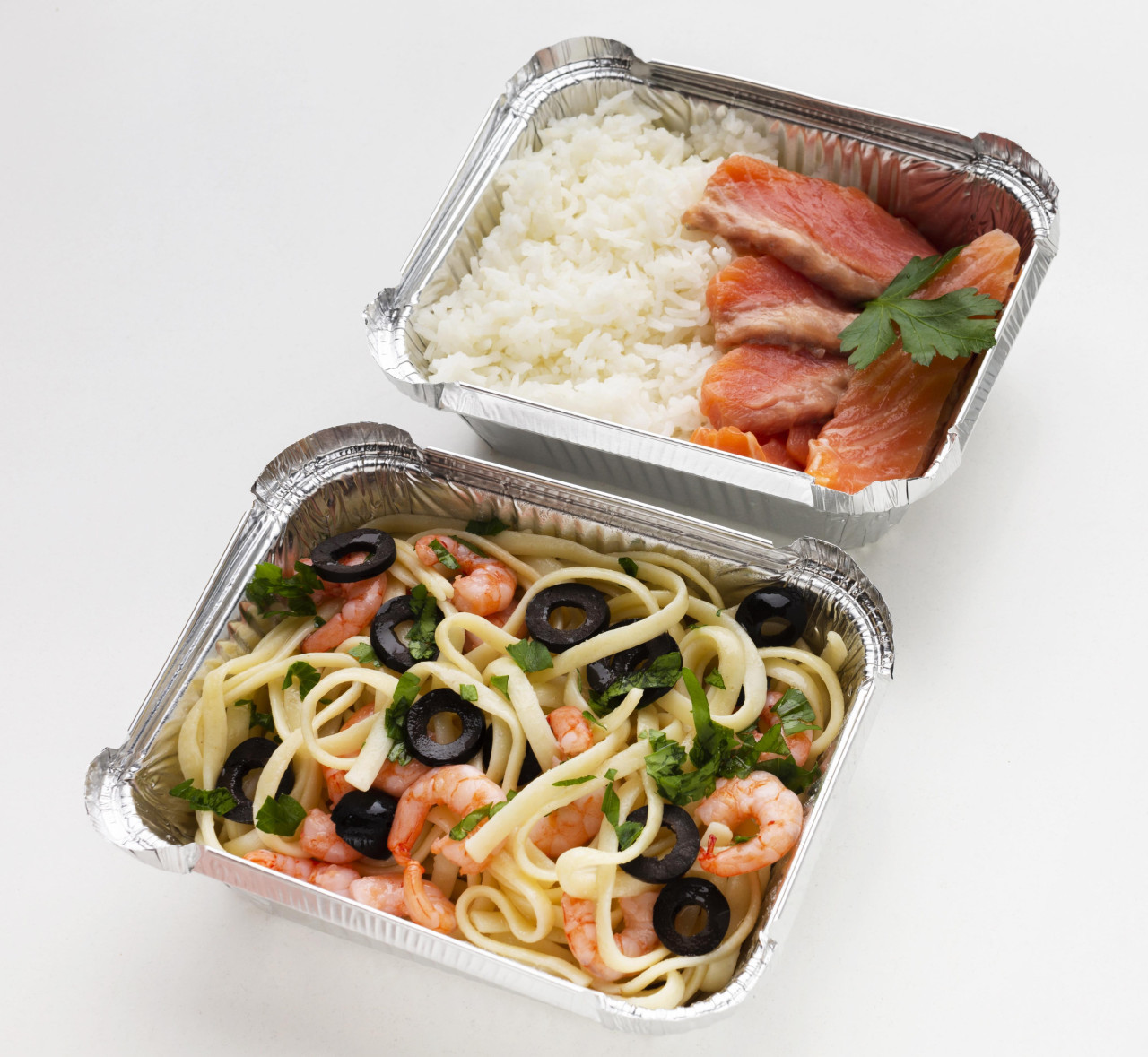Los peligros de cocinar con papel de aluminio. Foto: Freepik
