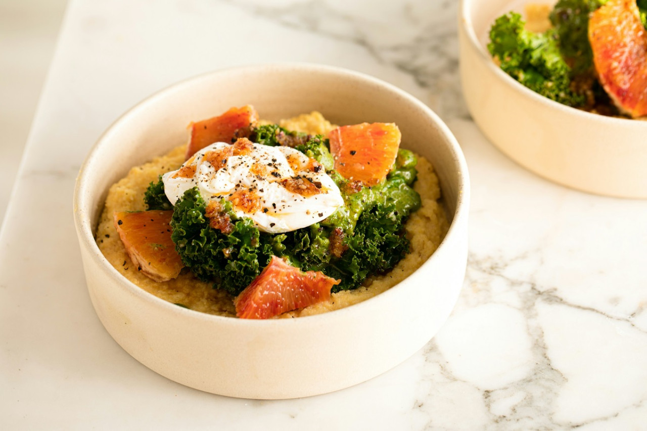 Plato de polenta. Foto: Unsplash.