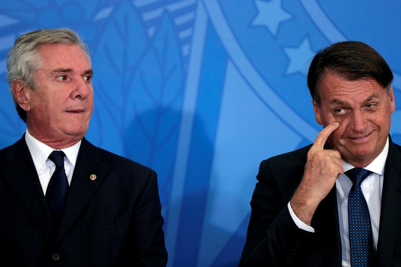 Fernando Collor de Mello junto a Jair Bolsonaro. Foto: REUTERS/Ueslei Marcelino.
