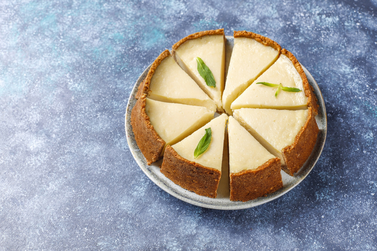 Torta de leche condensada. Foto FREEPIK