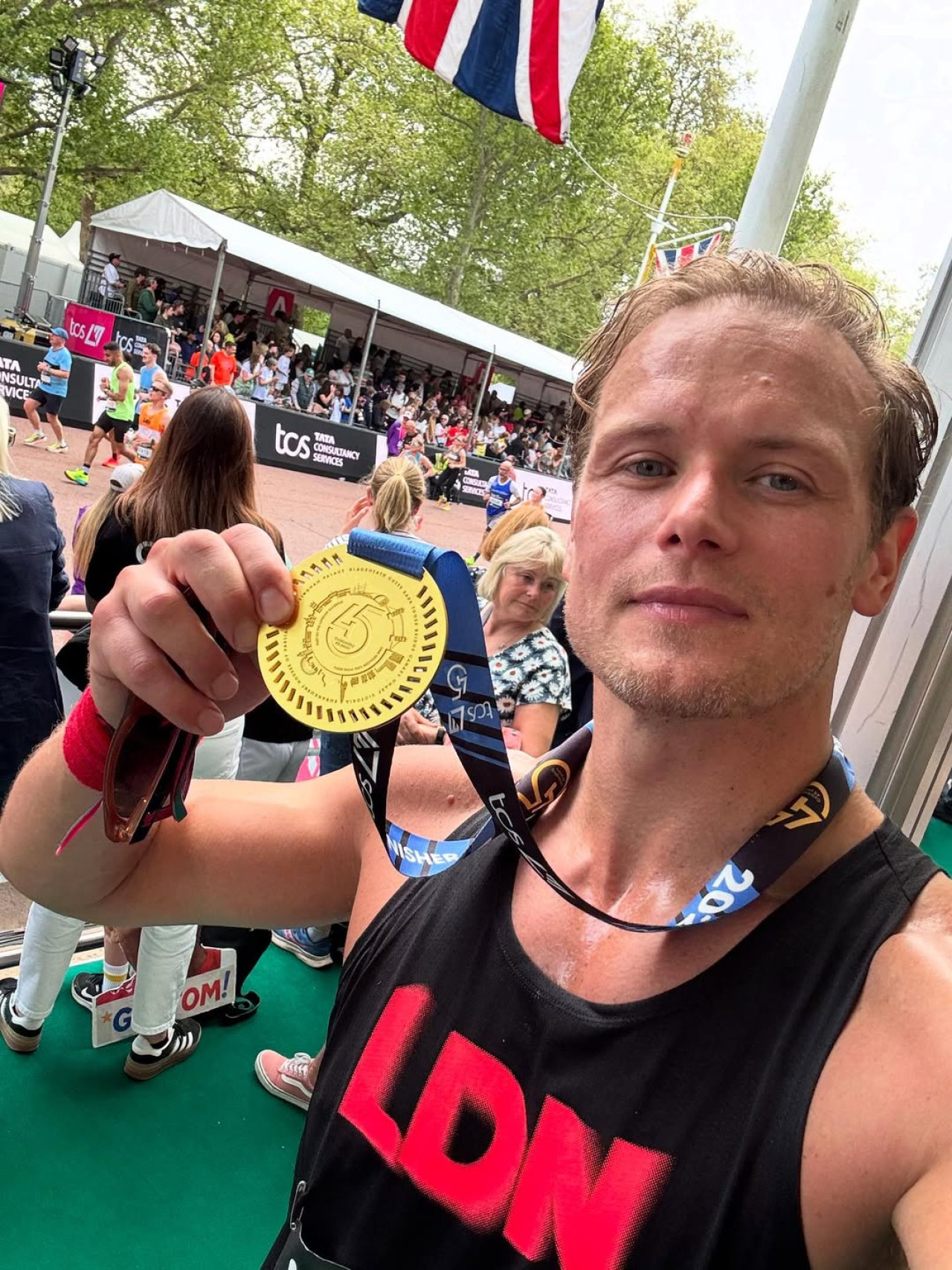 Sam Heughan corrió la Maratón de Londres 2025. Foto Instagram @Samheughan