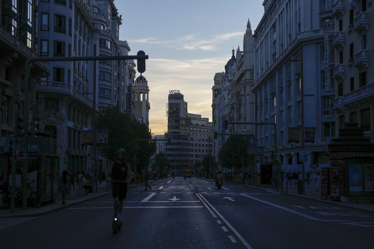 Apagón masivo en España. Foto: EFE/Borja Sánchez-Trillo
