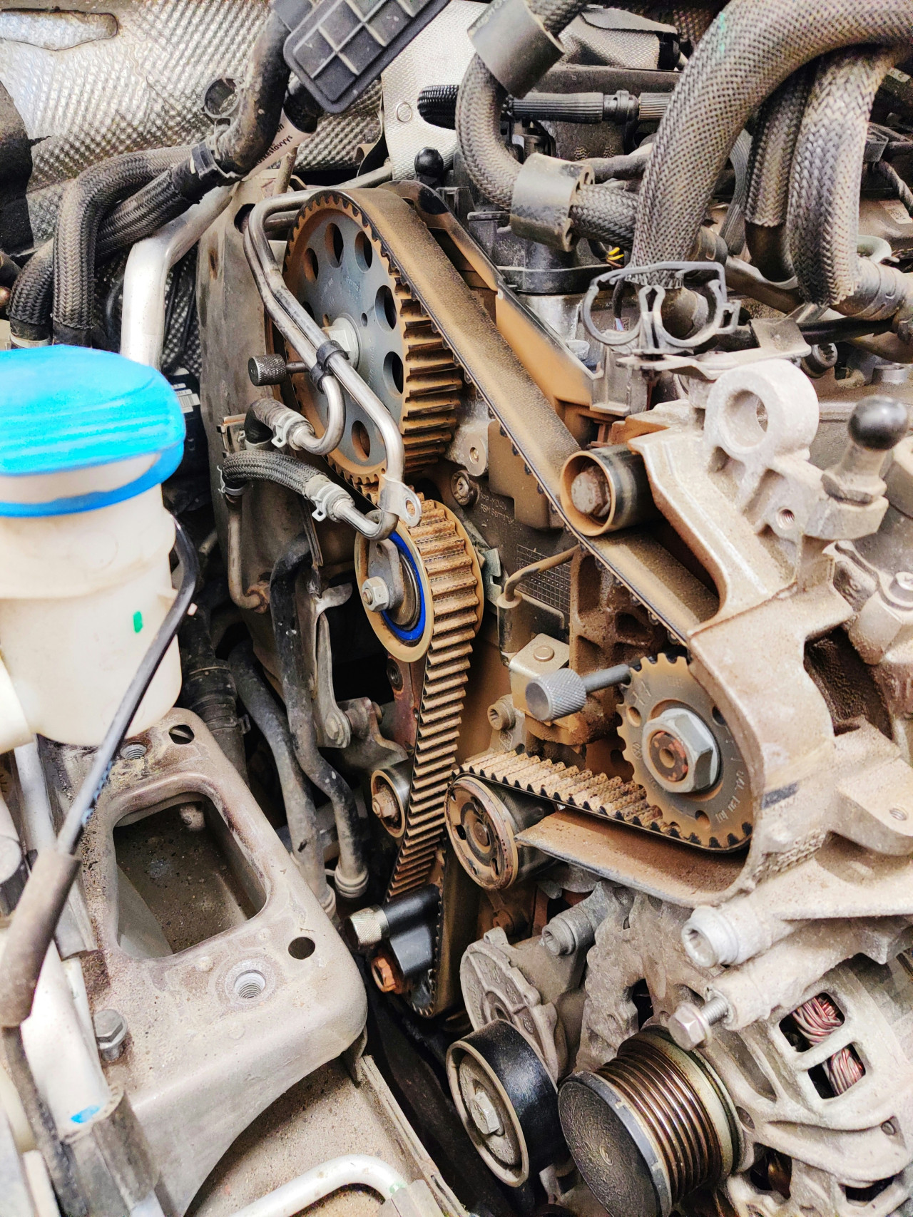Partes importantes de un auto. Foto: Unsplash.